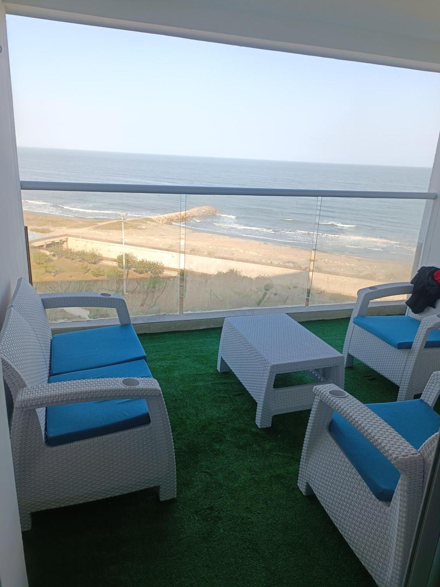 Frente Al Mar Amoblado Apartamento
